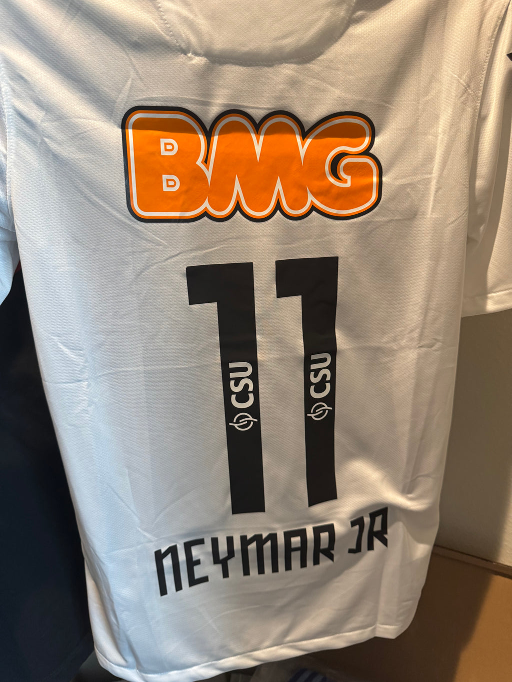 Neymar Jr. DOS SANTOS CLUB Retro Jersey 2011/12