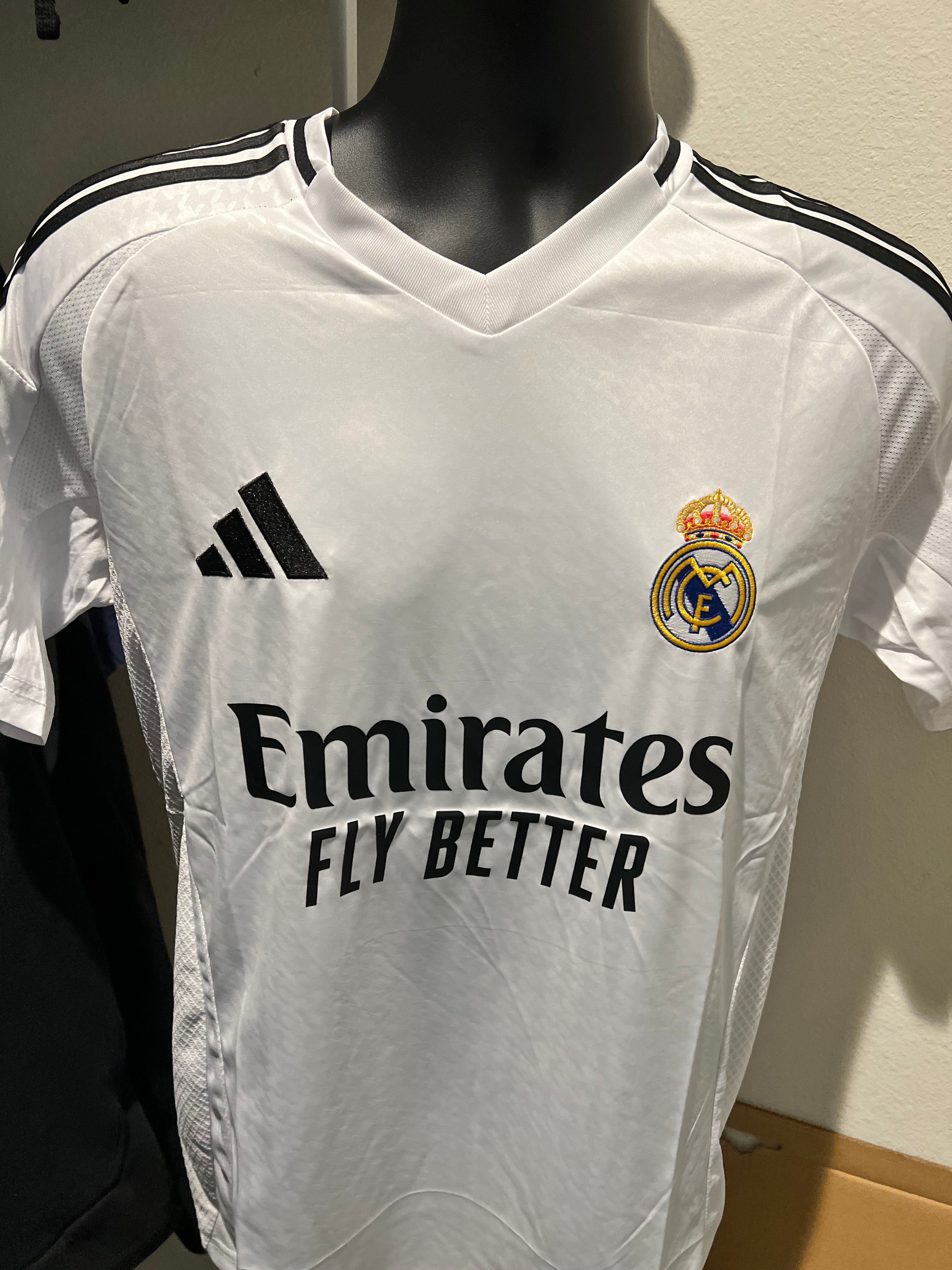 Real Madrid 24/25 Kit